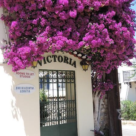 Victoria Studios Spetses Town Exterior photo