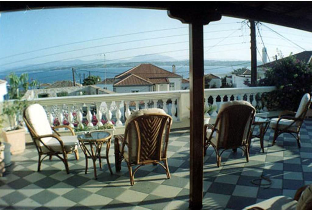 Victoria Studios Spetses Town Exterior photo